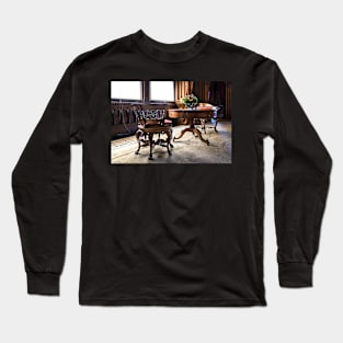 Penrhyn castle- Room  32 Long Sleeve T-Shirt